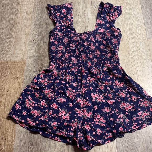 Kimchi Blue Romper - Picture 2 of 3